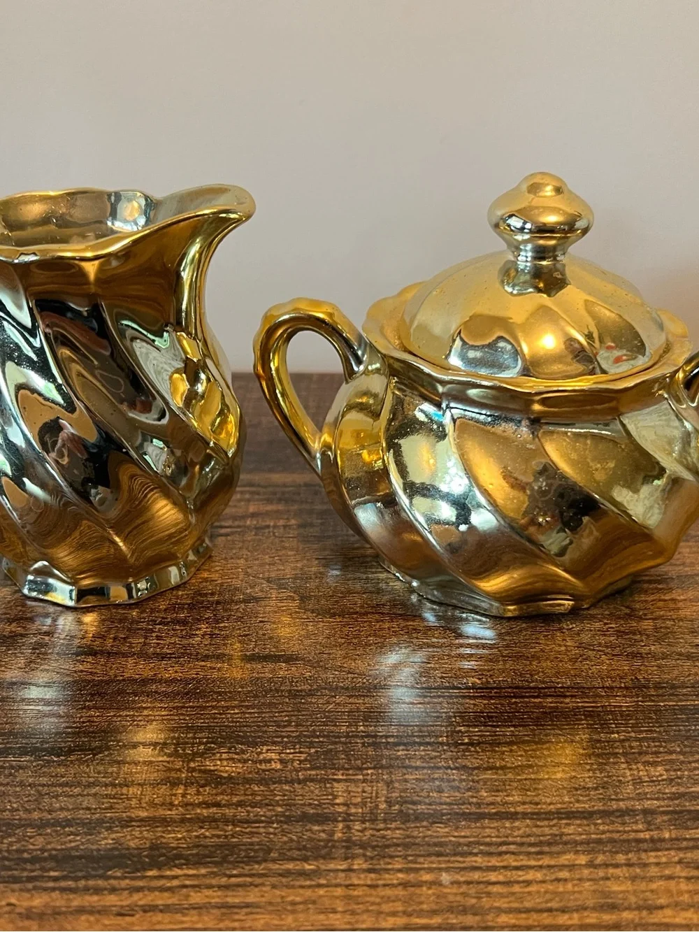 Vintage Unique Porcelain Gold Sugar And Creamer Set Japan Swirl Design